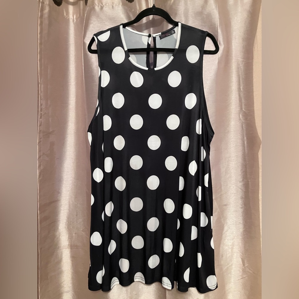 Black and White Polka Dot Sleeveless Top
